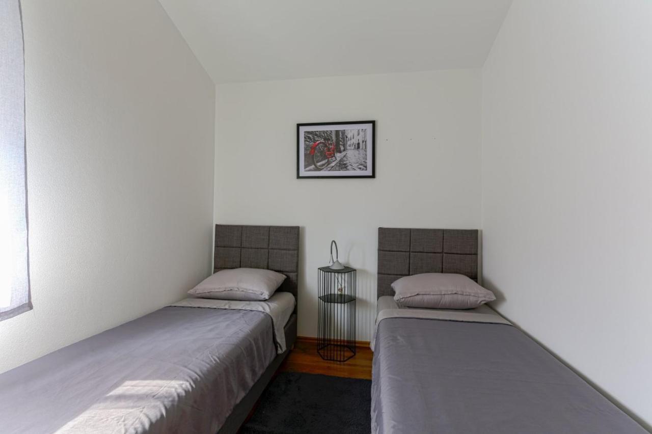 Apartman M&a
