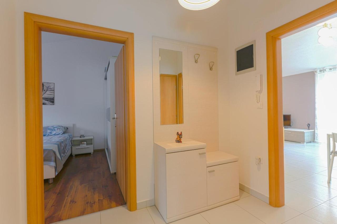 Apartman M&a